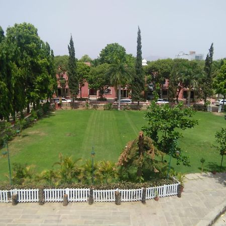 Oriental Palace Resorts Udaipur Exterior foto